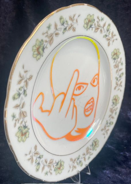 ‘Thug Flipping The Bird’ Side Plate